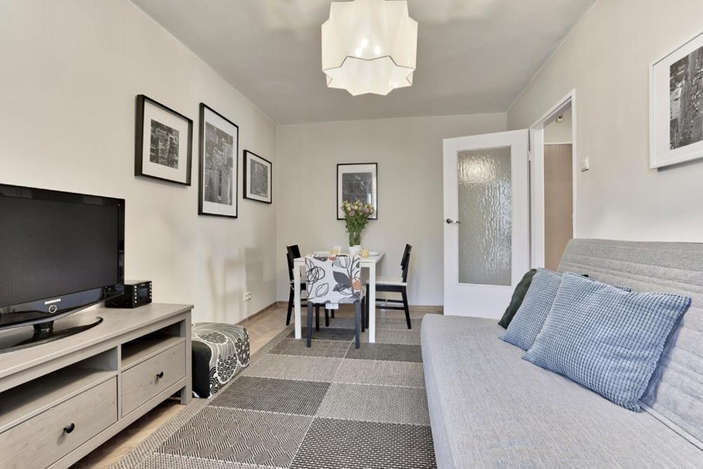 Tyzenhauz Apartments Lobzowska Street Krakow Ngoại thất bức ảnh